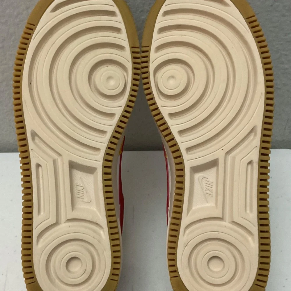 NIKE AIR FORCE 1 - Picture 8 of 8